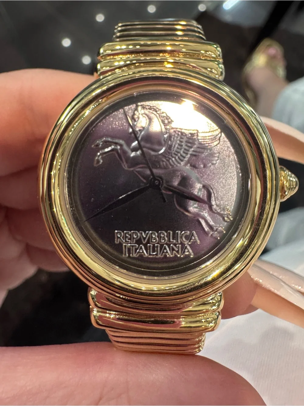 New Bellezza 10 Lira Coin Pegasus Tubogas Cuff Watch Silver-Tone dial